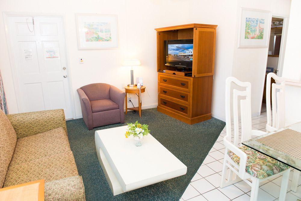 Shore Haven Resort Inn Lauderdale-by-the-Sea Extérieur photo