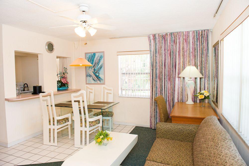 Shore Haven Resort Inn Lauderdale-by-the-Sea Extérieur photo