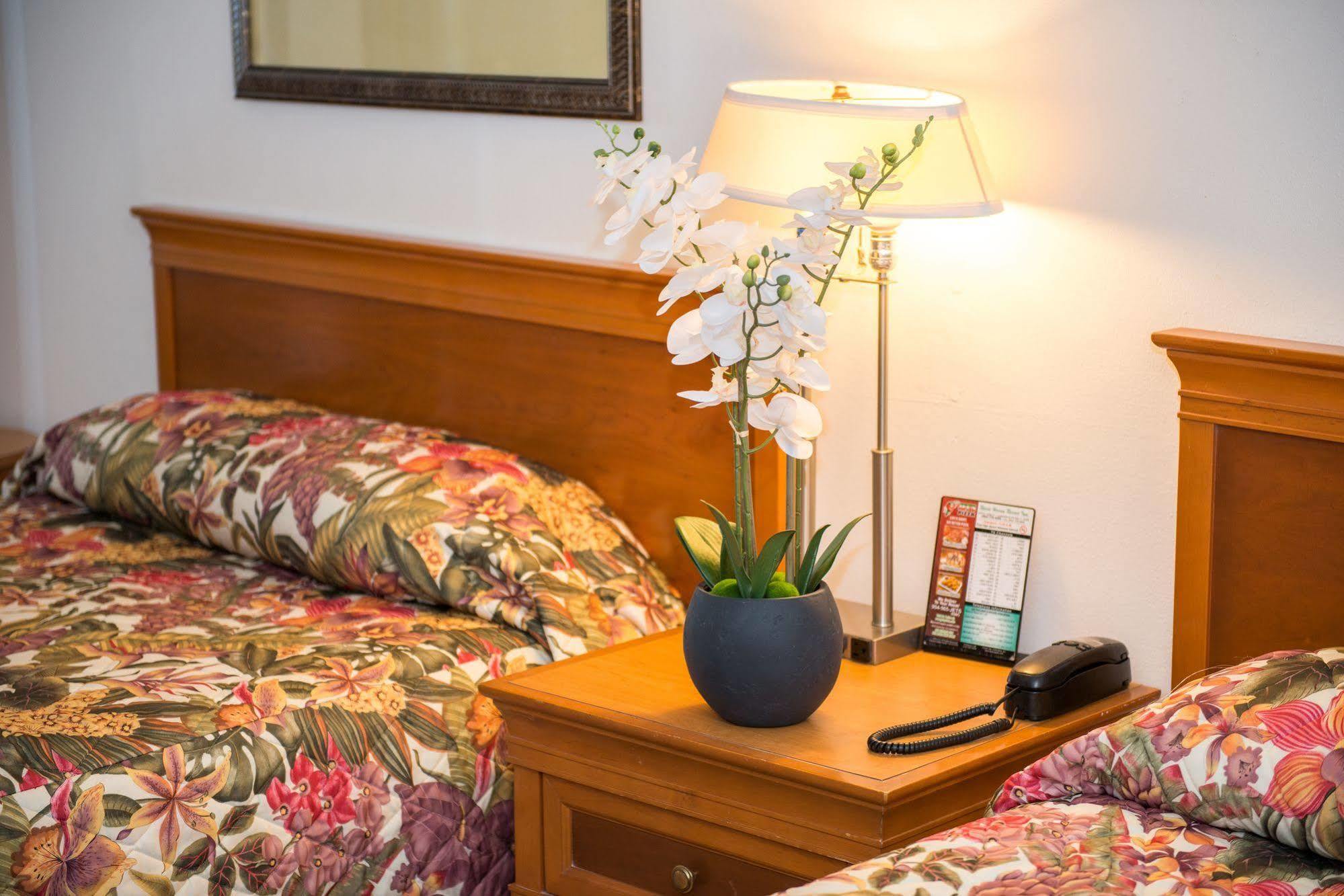 Shore Haven Resort Inn Lauderdale-by-the-Sea Extérieur photo