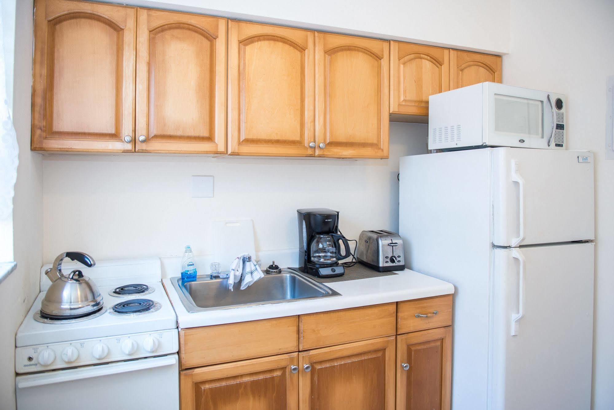 Shore Haven Resort Inn Lauderdale-by-the-Sea Extérieur photo